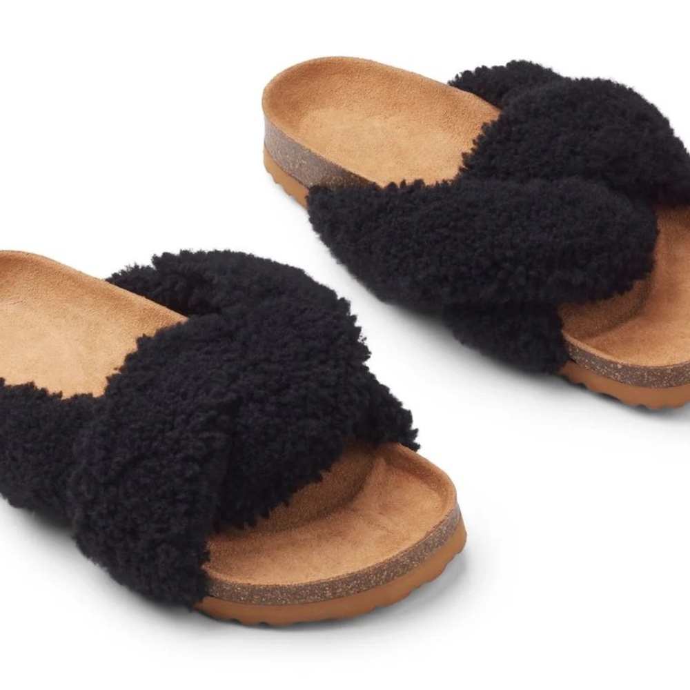 Natures Collection Lilly Cross Slipper